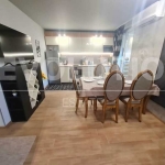 Дава се под наем Тристаен апартамент в Варна, Център - 85 кв.м за 586.5 € - Снимка #1