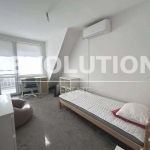 Дава се под наем Тристаен апартамент в Варна, Червен площад - 50 кв.м за 375 € - Снимка #1