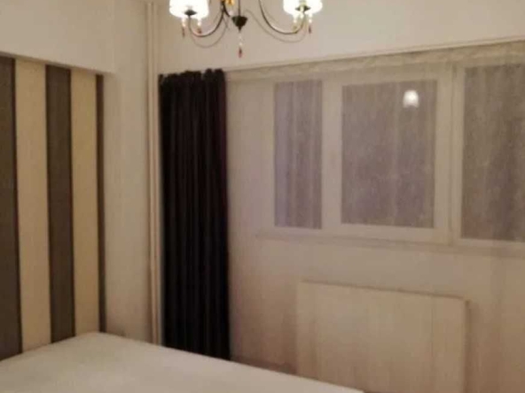 Дава се под наем Тристаен апартамент в Пловдив, Център - 76 кв.м за 193.8 € - Снимка #1