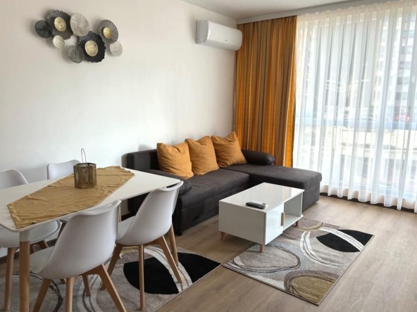 Дава се под наем Двустаен апартамент в Пловдив, Център - 70 кв.м за 550 € - Снимка #1