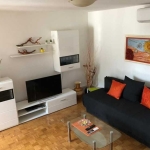 Дава се под наем Тристаен апартамент в Пловдив, Коматево - 90 кв.м за 377.4 € - Снимка #1