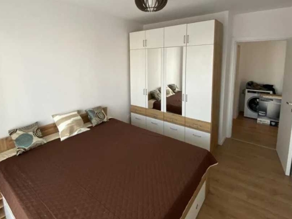 Дава се под наем Тристаен апартамент в Пловдив, Каменица 1 - 90 кв.м за 331.5 € - Снимка #1