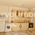 Дава се под наем Двустаен апартамент в Варна, Галата - 67 кв.м за 425 € - Снимка #1