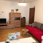 Дава се под наем Тристаен апартамент в Пловдив, Южен - 90 кв.м за 367.2 € - Снимка #1