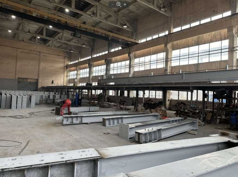 Дава се под наем Склад в Варна, Западна промишлена зона - 756 кв.м за 2714.73 € - Снимка #1