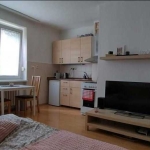 Дава се под наем Едностаен апартамент в Пловдив, Тракия - 39 кв.м за 193.8 € - Снимка #1