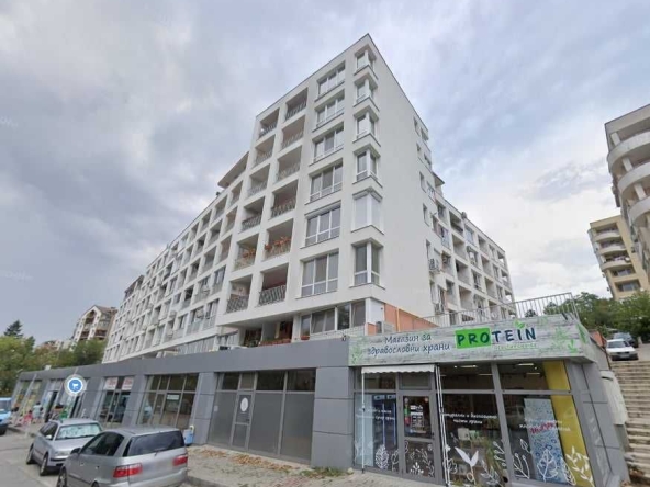 Гараж / Паркомясто в Велико Търново, Център - 22 кв.м за 1137 €/кв.м - Снимка #1
