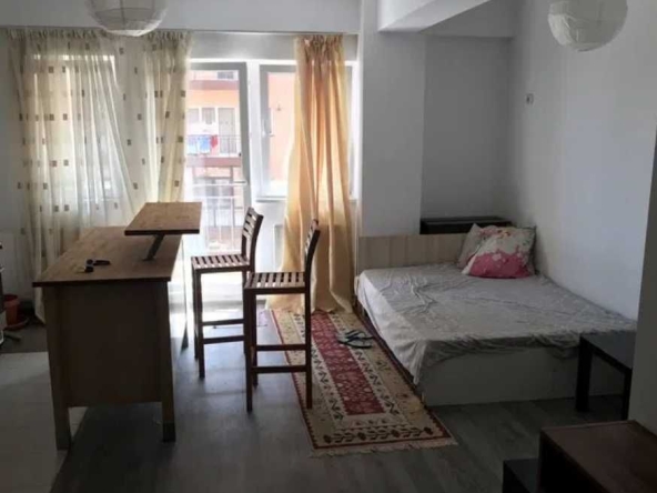 Дава се под наем Едностаен апартамент в Пловдив, Южен - 40 кв.м за 158.1 € - Снимка #1