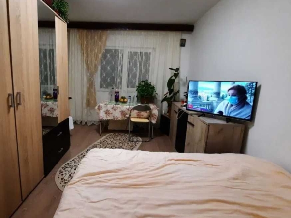 Дава се под наем Двустаен апартамент в Пловдив, Кючук Париж - 58 кв.м за 270.3 € - Снимка #1