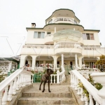 Къща в Варна, м-т Траката - 550 кв.м за 1800 €/кв.м - Снимка #1