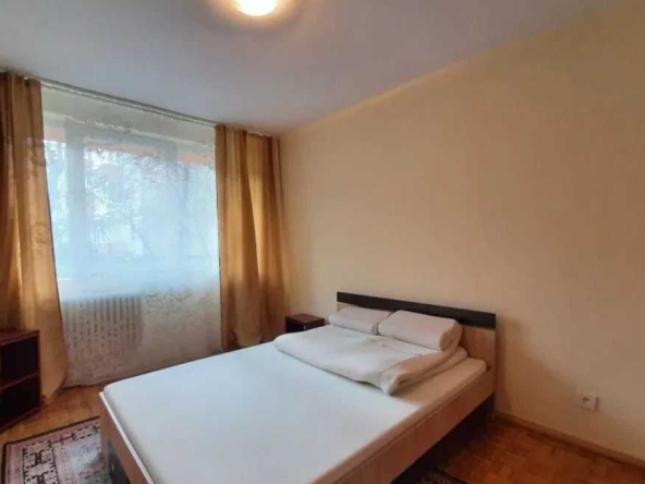 Дава се под наем Тристаен апартамент в Пловдив, Център - 74 кв.м за 178.5 € - Снимка #1