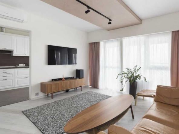 Дава се под наем Тристаен апартамент в Пловдив, Каменица 2 - 90 кв.м за 336.6 € - Снимка #1