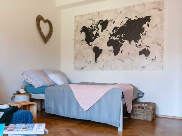 Дава се под наем Едностаен апартамент в Пловдив, Център - 32 кв.м за 163.2 € - Снимка #1