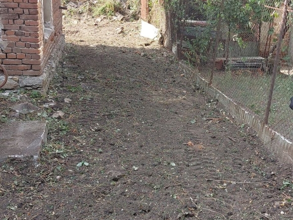 Парцел в Перник, Клепало - 600 кв.м за 136 €/кв.м - Снимка #1