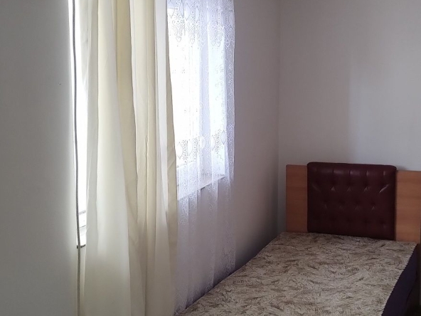 Дава се под наем  в Шумен, Куршум чешма - 30 кв.м за 153 € - Снимка #1