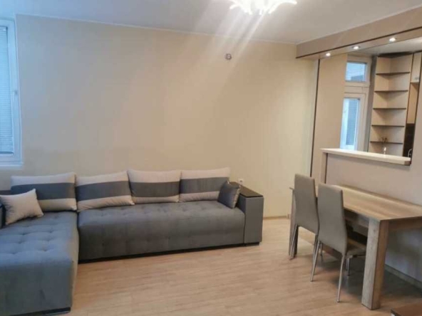 Дава се под наем Двустаен апартамент в София, Зона Б-18 - 65 кв.м за 538.56 € - Снимка #1