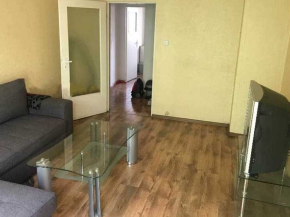 Дава се под наем Тристаен апартамент в София, Връбница 1 - 88 кв.м за 480 € - Снимка #1