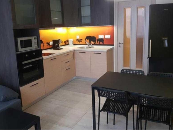 Дава се под наем Тристаен апартамент в София, Витоша - 70 кв.м за 600 € - Снимка #1