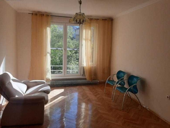 Дава се под наем Двустаен апартамент в София, Яворов - 50 кв.м за 410 € - Снимка #1