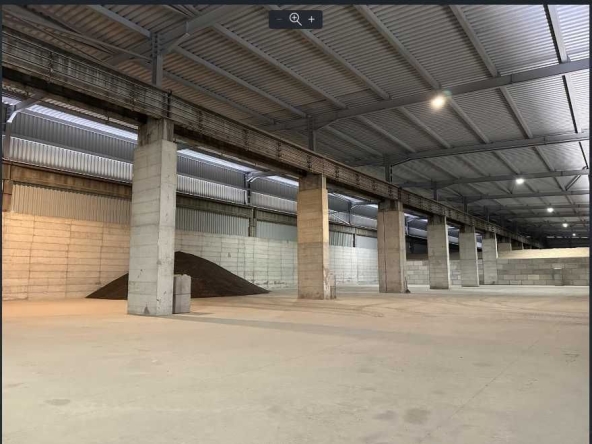 Дава се под наем Склад в Варна, Западна промишлена зона - 5460 кв.м за 19492.2 € - Снимка #1