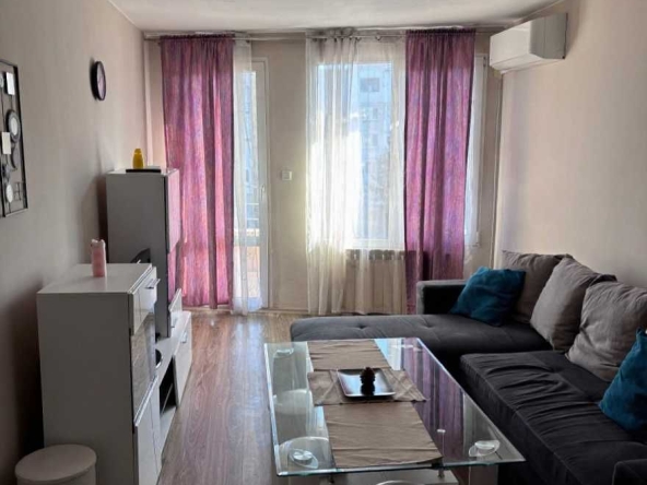 Дава се под наем Тристаен апартамент в София, Мусагеница - 80 кв.м за 817.53 € - Снимка #1