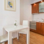 Дава се под наем Двустаен апартамент в София, Изток - 61 кв.м за 499 € - Снимка #1