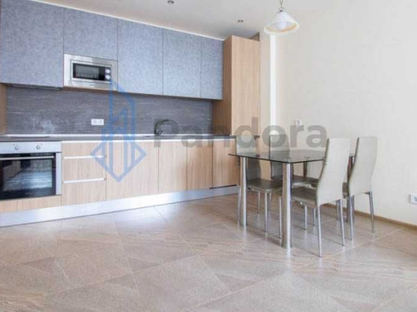 Дава се под наем Тристаен апартамент в София, Витоша - 80 кв.м за 750 € - Снимка #1