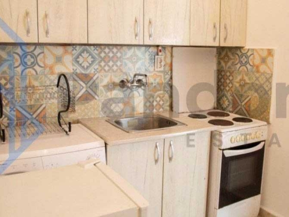 Дава се под наем Тристаен апартамент в София, Банишора - 80 кв.м за 499 € - Снимка #1