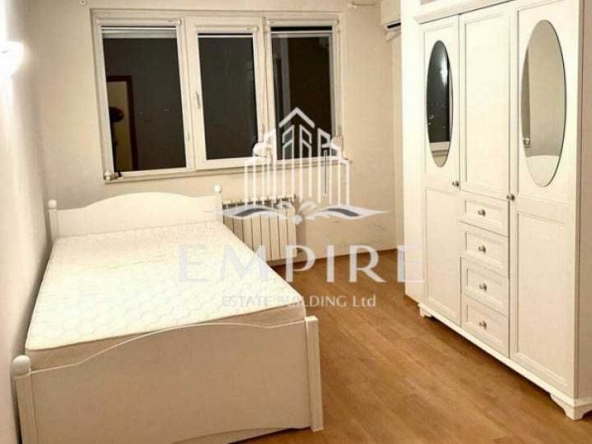 Дава се под наем Четиристаен апартамент в София, Бояна - 130 кв.м за 772.65 € - Снимка #1