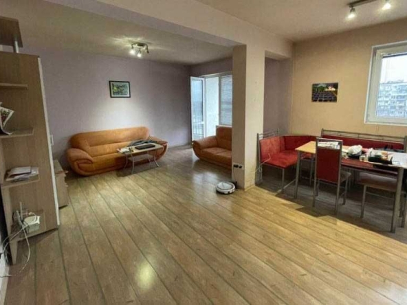 Дава се под наем Двустаен апартамент в София, Младост 2 - 76 кв.м за 425 € - Снимка #1