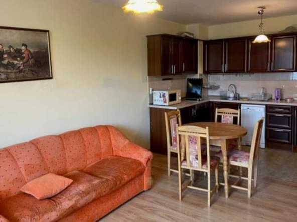 Дава се под наем Двустаен апартамент в София, Център - 72 кв.м за 445 € - Снимка #1