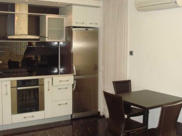 Дава се под наем Тристаен апартамент в София, Младост 1 - 85 кв.м за 599 € - Снимка #1