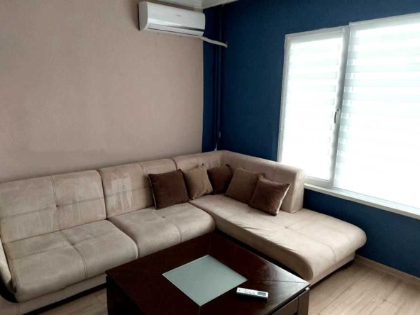 Дава се под наем Четиристаен апартамент в Пловдив, Тракия - 100 кв.м за 375 € - Снимка #1