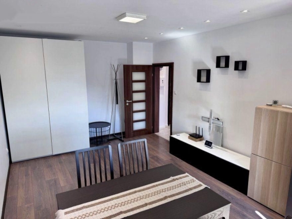 Дава се под наем Двустаен апартамент в София, Левски Г - 50 кв.м за 598.23 € - Снимка #1