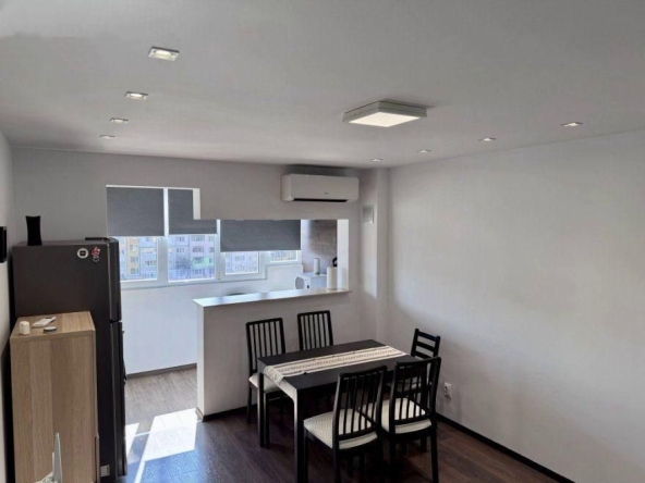 Дава се под наем Двустаен апартамент в София, Левски Г - 50 кв.м за 598.23 € - Снимка #1