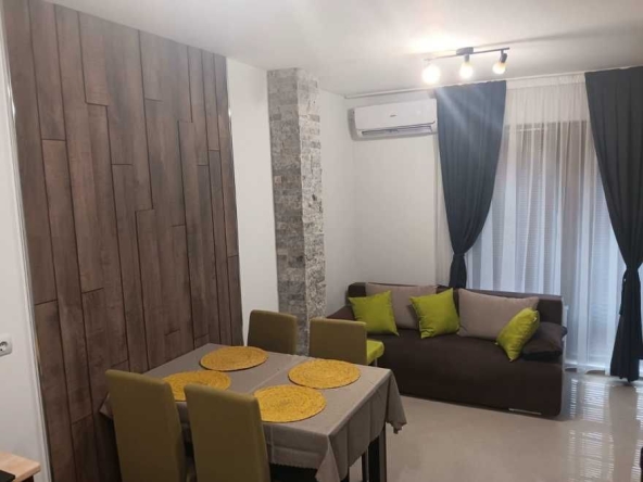 Дава се под наем Двустаен апартамент в София, Зона Б-5 - 60 кв.м за 714 € - Снимка #1