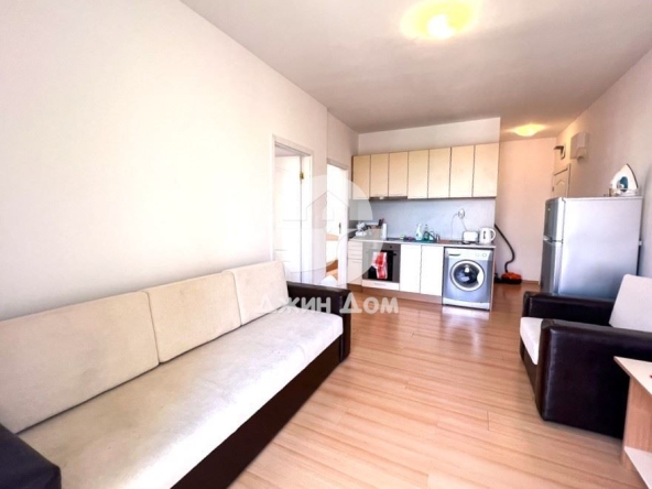 Тристаен апартамент в к.к. Слънчев бряг - 68 кв.м за 662 €/кв.м - Снимка #1