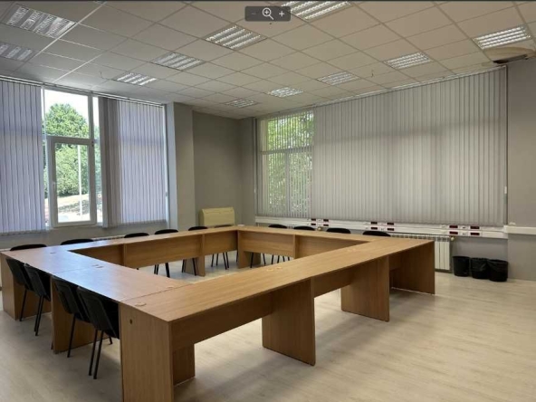 Дава се под наем Офис в Варна, Трошево - 66 кв.м за 500 € - Снимка #1