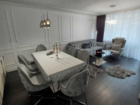 Дава се под наем Двустаен апартамент в София, Гоце Делчев - 65 кв.м за 600 € - Снимка #1