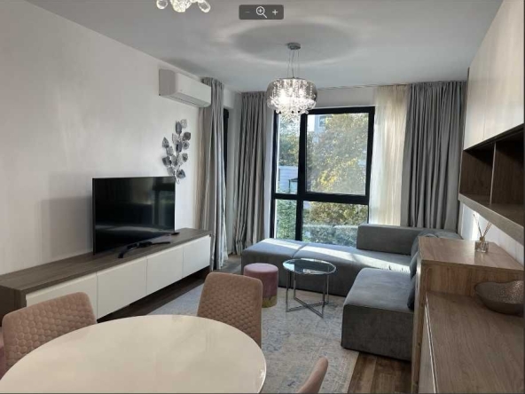 Дава се под наем Двустаен апартамент в к.к. Св.Св. Константин и Елена - 61 кв.м за 947.58 € - Снимка #1