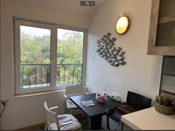 Дава се под наем Двустаен апартамент в Варна, Център - 45 кв.м за 548.25 € - Снимка #1