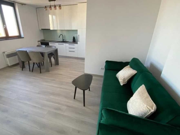 Дава се под наем Двустаен апартамент в Пловдив, Тракия - 60 кв.м за 249.9 € - Снимка #1