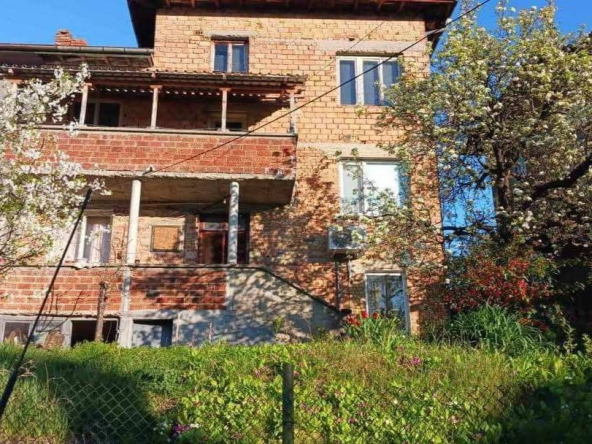 Къща в Трявна - 240 кв.м за 542 €/кв.м - Снимка #1