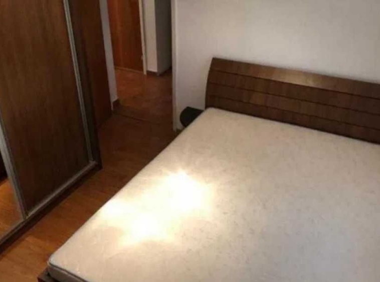 Дава се под наем  в Бургас, Възраждане - 20 кв.м за 91.8 € - Снимка #1