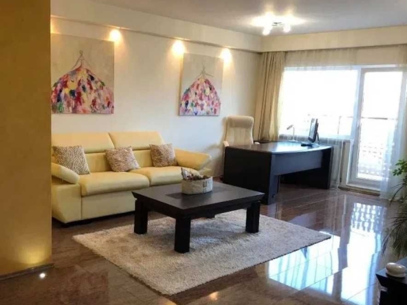 Дава се под наем Двустаен апартамент в Пловдив, Южен - 68 кв.м за 280.5 € - Снимка #1