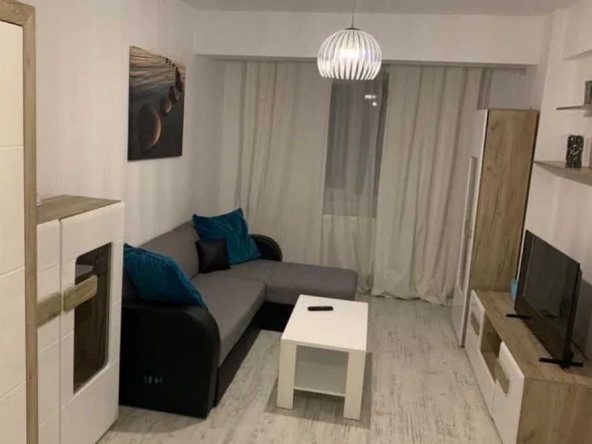 Дава се под наем Двустаен апартамент в Бургас, Зорница - 50 кв.м за 204 € - Снимка #1