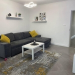 Дава се под наем Тристаен апартамент в Пловдив, Център - 122 кв.м за 850 € - Снимка #1