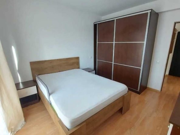 Дава се под наем Тристаен апартамент в Пловдив, Кючук Париж - 86 кв.м за 418.71 € - Снимка #1