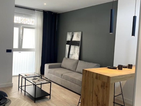 Дава се под наем Двустаен апартамент в София, Стрелбище - 67 кв.м за 523.26 € - Снимка #1