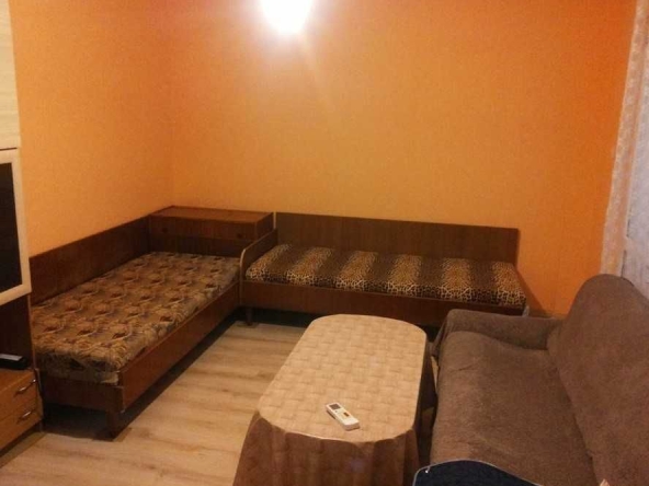 Дава се под наем Едностаен апартамент в Пловдив, Южен - 45 кв.м за 183.6 € - Снимка #1